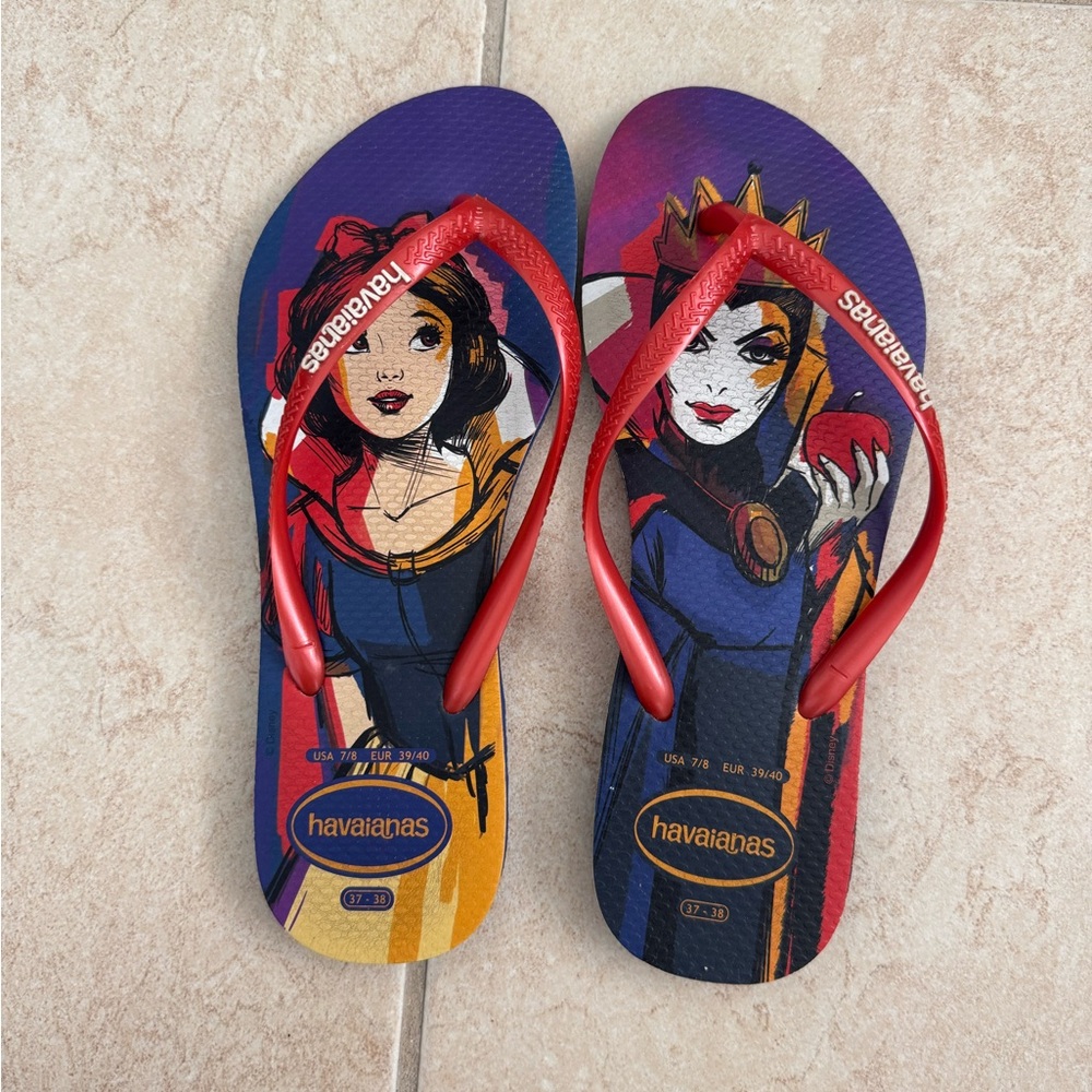 Havaianas Flip Flops with Red Straps and Disney Design